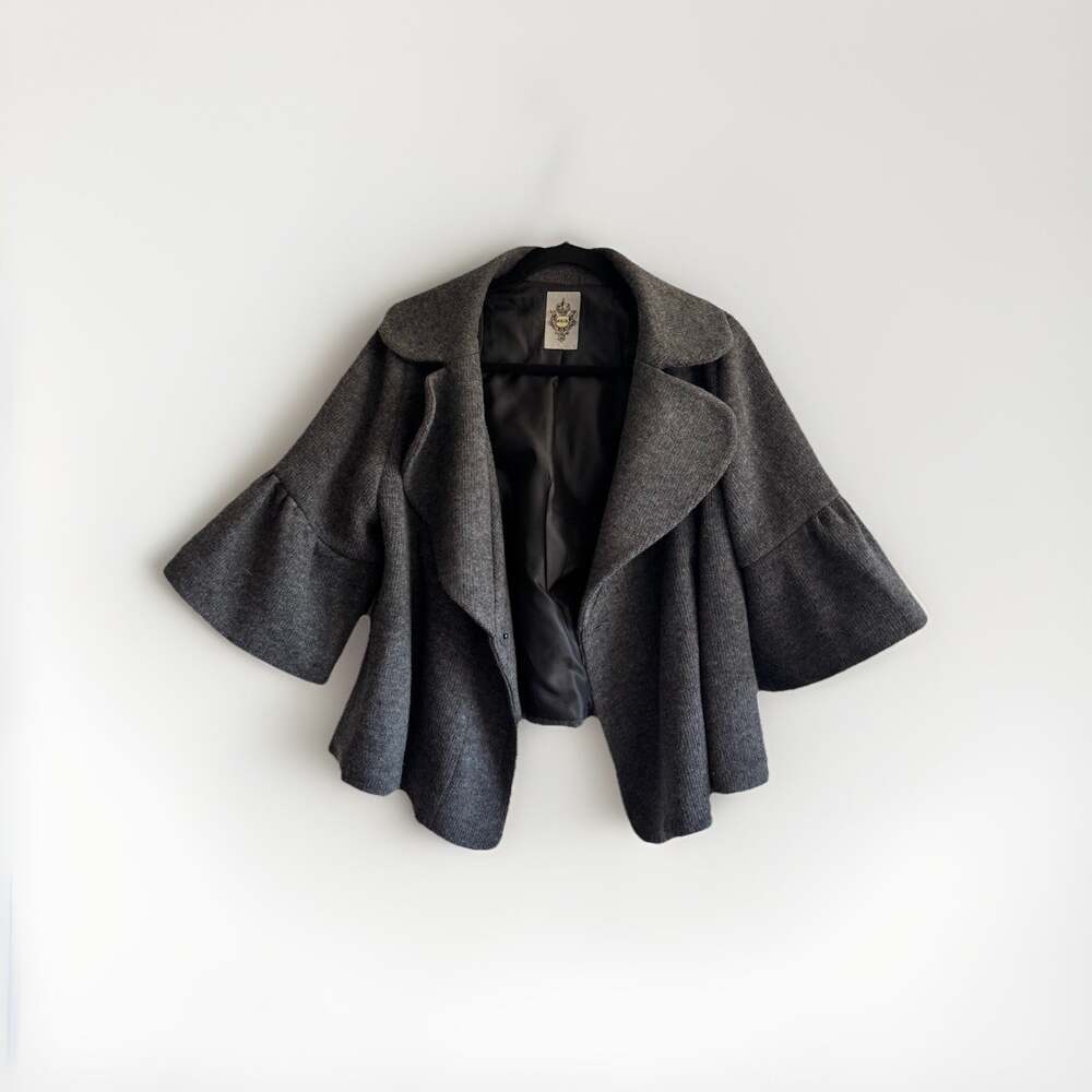 Designer Vintage MK2K gray bolero jacket Size M, Cropped With Bell Sleeves Y2K